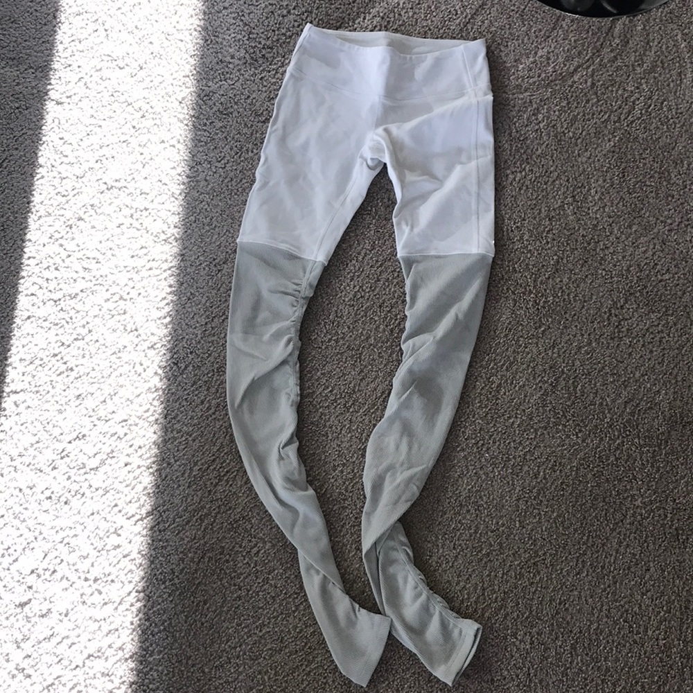 ALO Yoga leggings size S